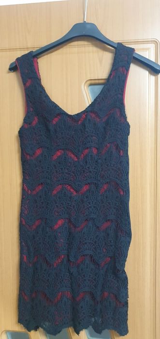 Rochita neagra scurta