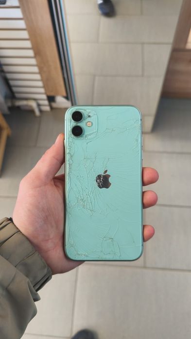 IPhone 11 128GB продам