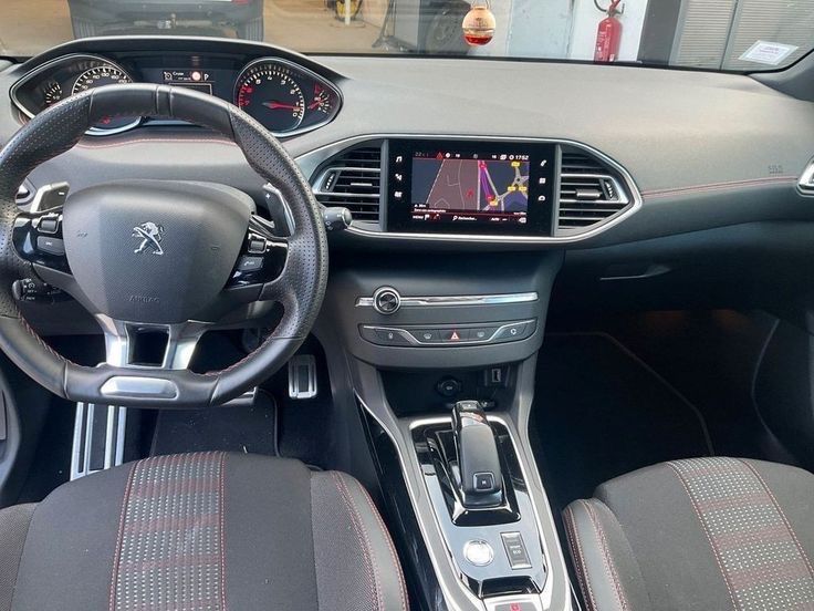 Peugeot 308 hatchback Пежо 308 хечбек 1.2 1.6 бензин 1.5 1.6 2.0 дизел