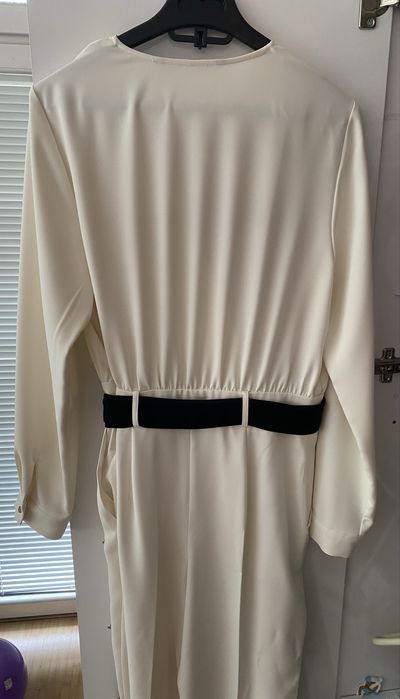 Бял гащеризон от Зара