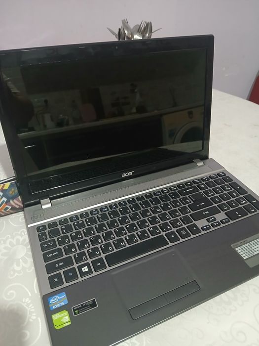 Ноутбук Acer Aspire V3-571G