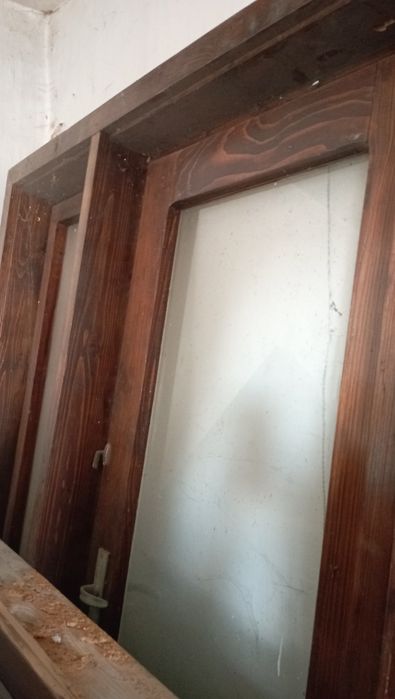 Масивна дървена дограма. Различни конфигурации и размери.