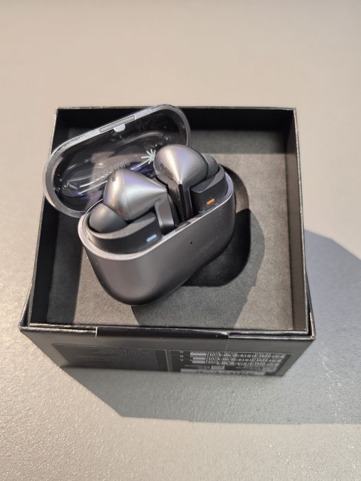 Căști wireless Samsung Galaxy Buds 3 Pro Silver - Cutie + Dopuri schimb (Impecabile tehnic)