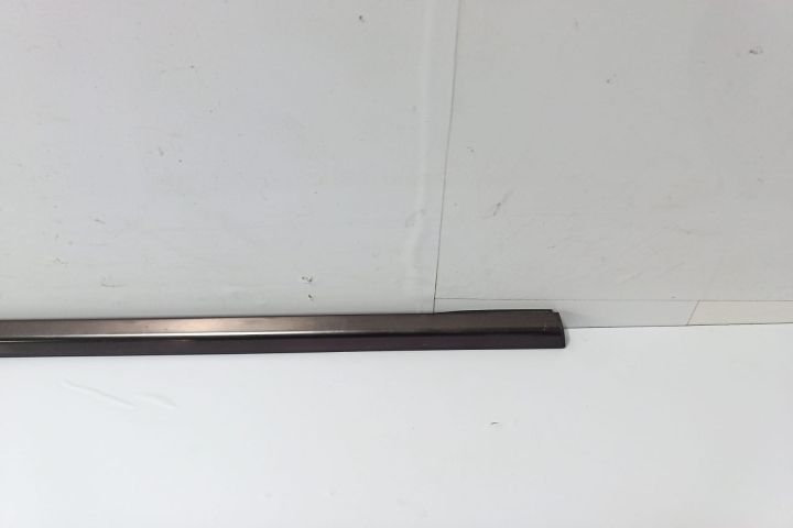 Bandou superior usa stanga fata Mercedes-Benz E-Class W210/S210 (face