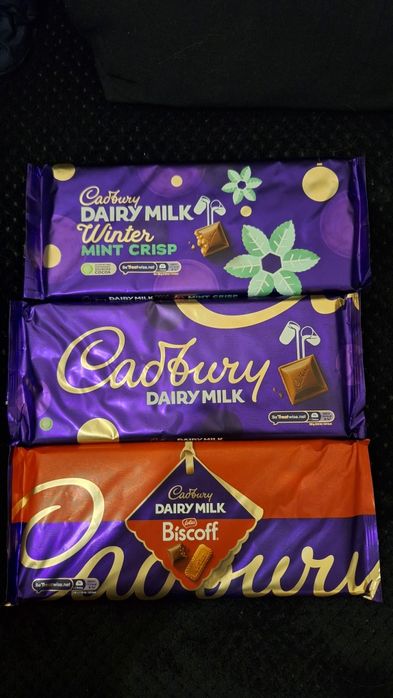 Ciocolată Cadbury 360gr-25 lei