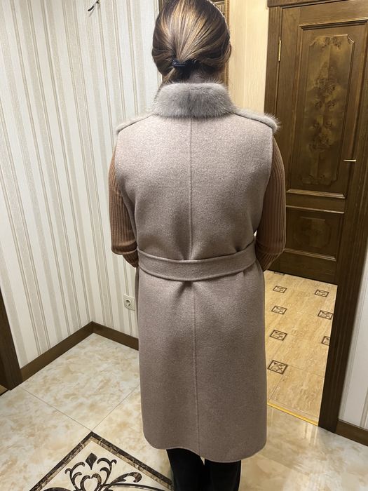 Безрукавка кашемировая