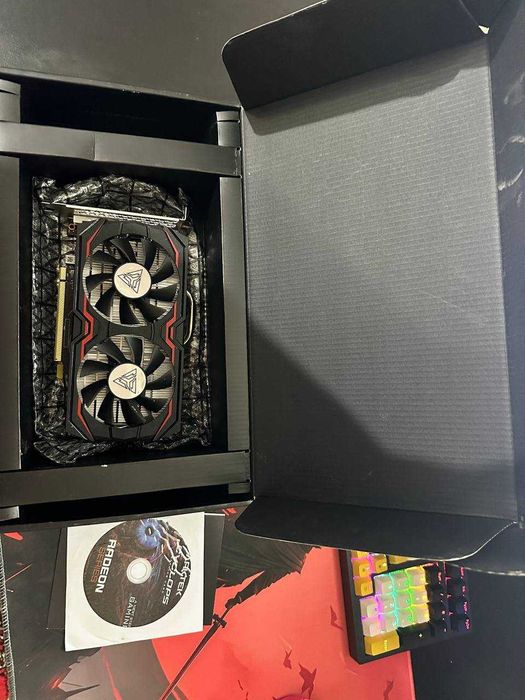 Продам видеокарту Arktek Radeon RX 580 8GB (Б/У 1 месяц, коробка есть)