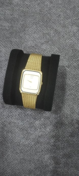Продам часы Citizen