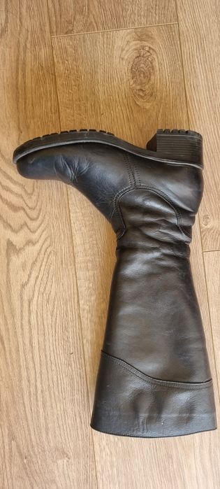 Дамски високи ботуши