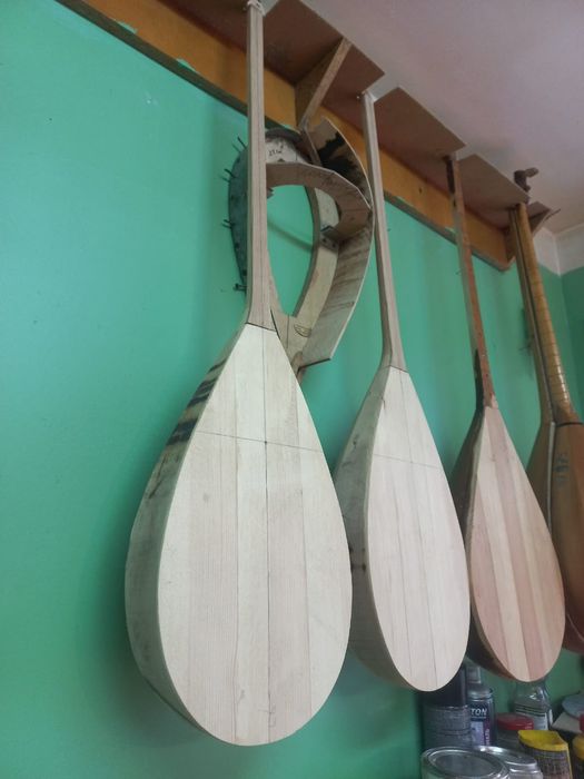 Сапалы домбыра сатылады