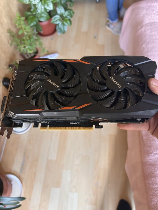 Продавам Видео Карта Gigabyte GeForce GTX 1050 Ti OC 4G
