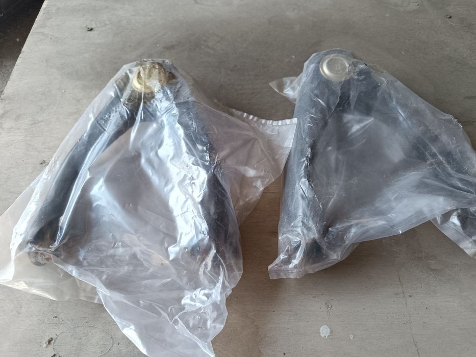 Верхние рычаги honda CR-V Rd1