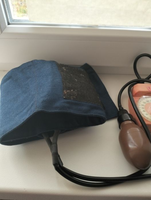 Продам танометр механический