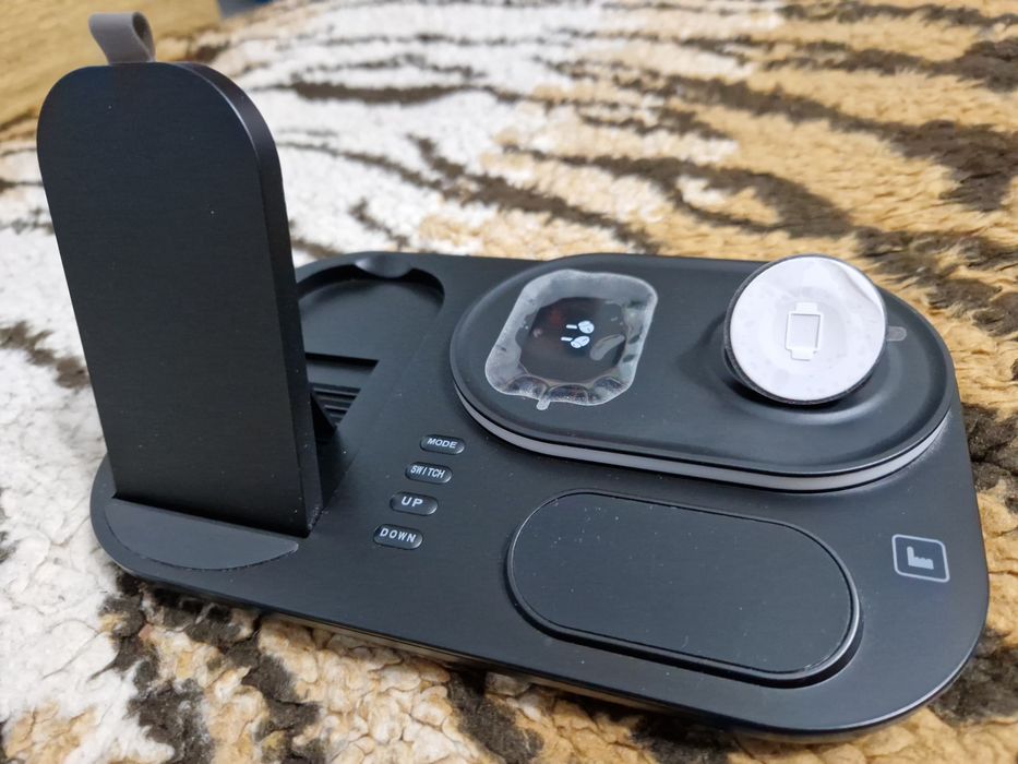 Wireless Charger Dock 4 in 1