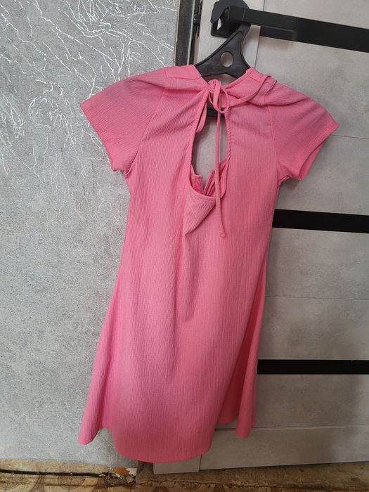 платье- короткое