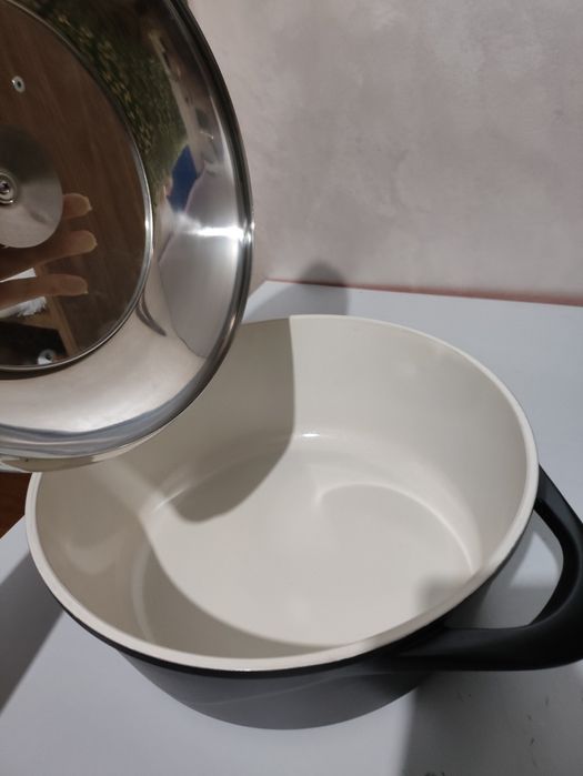 антипригарный казан с утолщенным дном