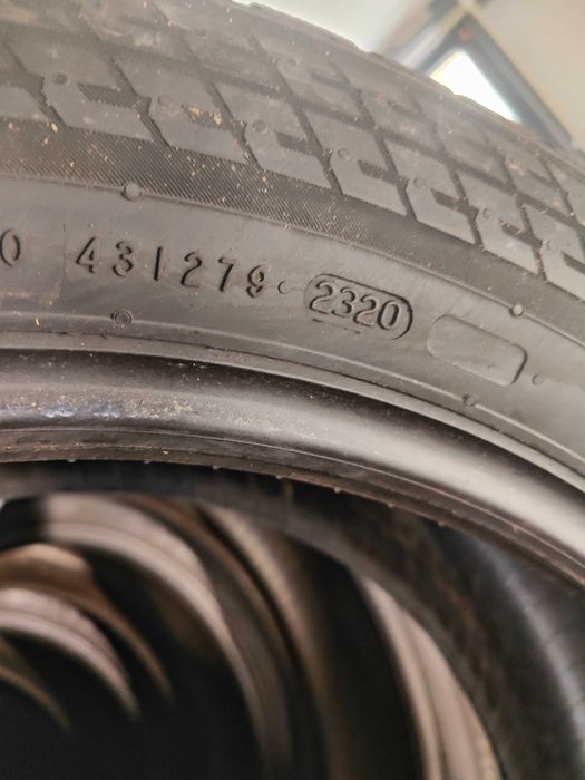 4бр.зимни гуми 225/55/18 Nokian