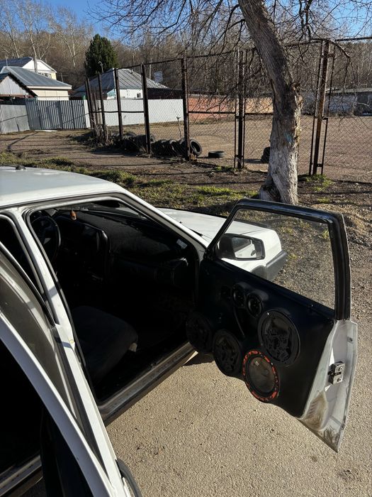 Продам ваз 2109 срочно