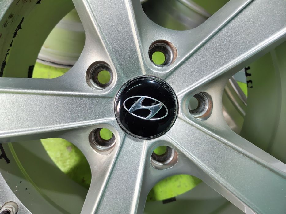 16 5x114.3 Hyundai Kia лети джанти 5х114.3