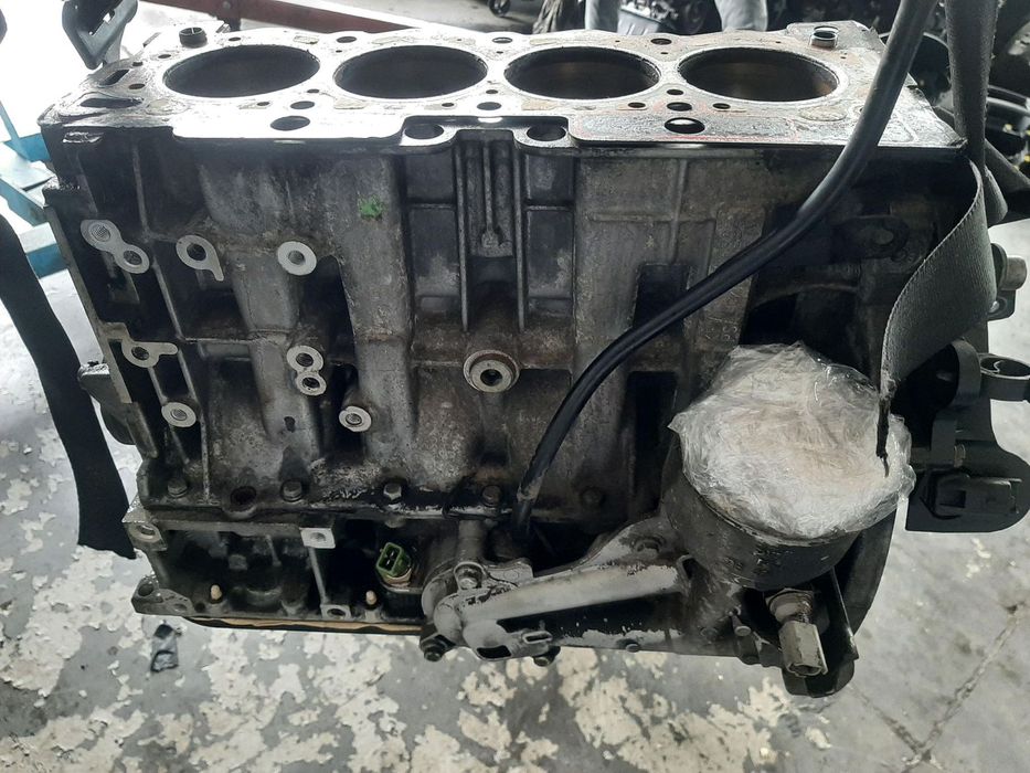 Bloc motor peugeot 206 207 citroen c2 c3 1.4b kfv euro 3