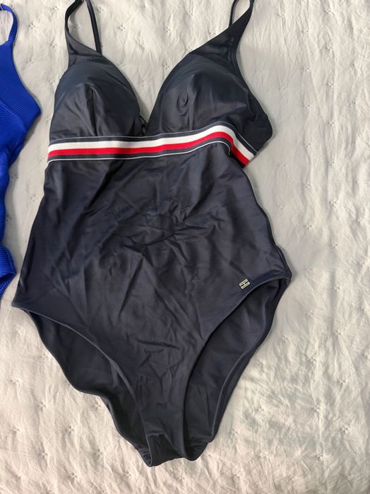 Бански Tommy Hilfiger и Desigual размер S