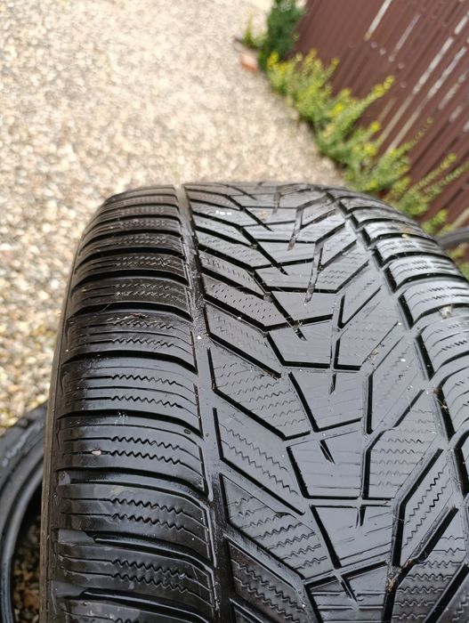 Anvelope hankook 305/40/R20