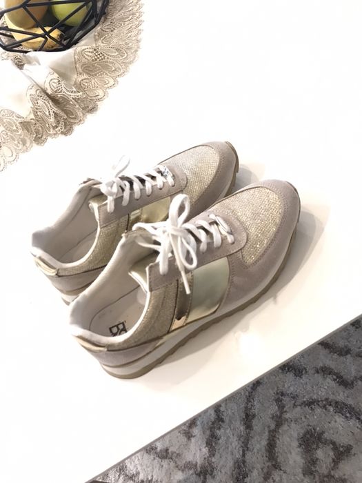 Дамски маратонки