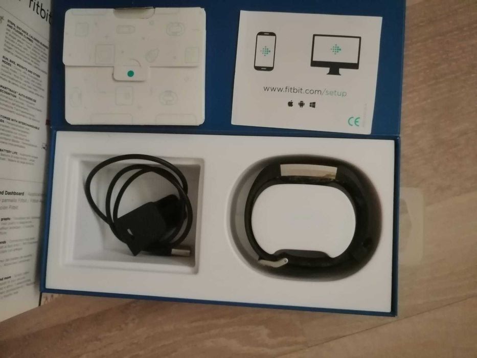Impecabila.Bratara Fitbit noua.Bucuresti.Trimit in provincie.