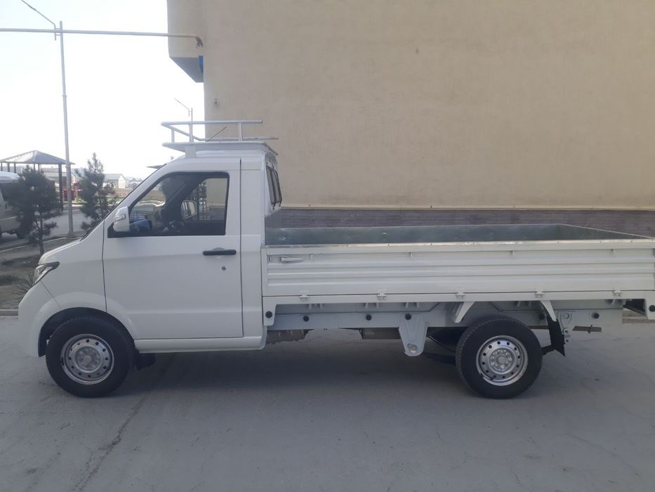 Katta Labo xizmati bor