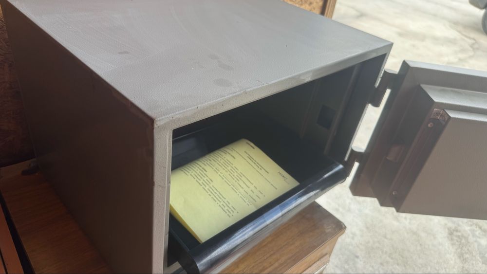 Сейф Valberg огнестойкий