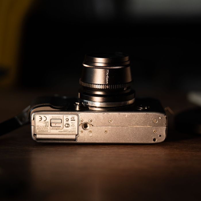 Fujifilm X-E1 Silver + TTartisan 35/1.4