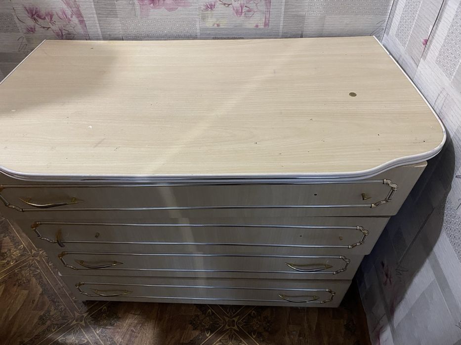Отдам                                                 бесплатно камод