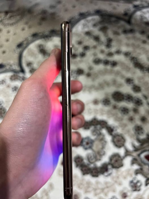 iphone XS MAX GOLD