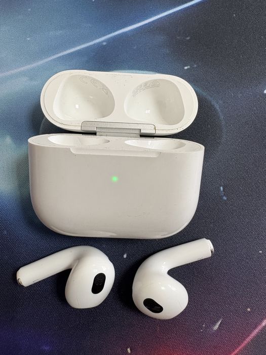Casti Apple Airpods 3  impecabile Magsafe charging case