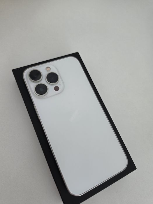 Продам iPhone 13 pro 128gb, батарея 82%