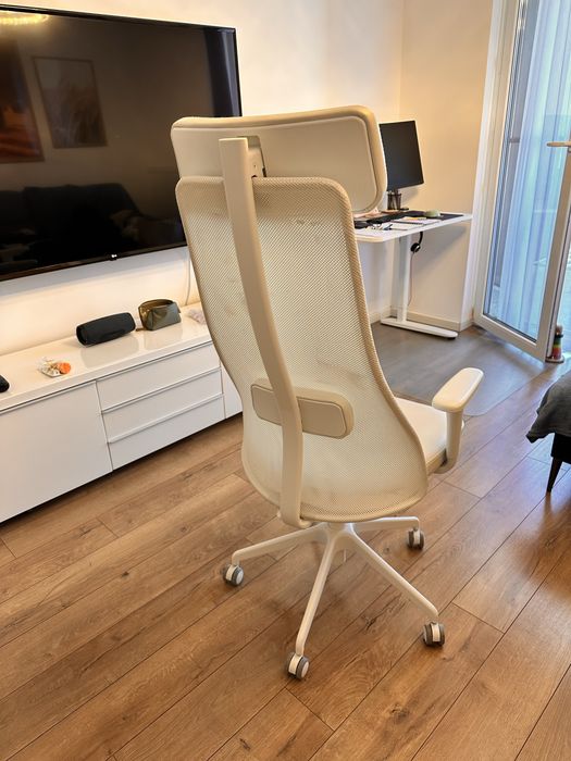 Vand scaun de birou ikea jarvfjallet aproape nou la jumate de pret