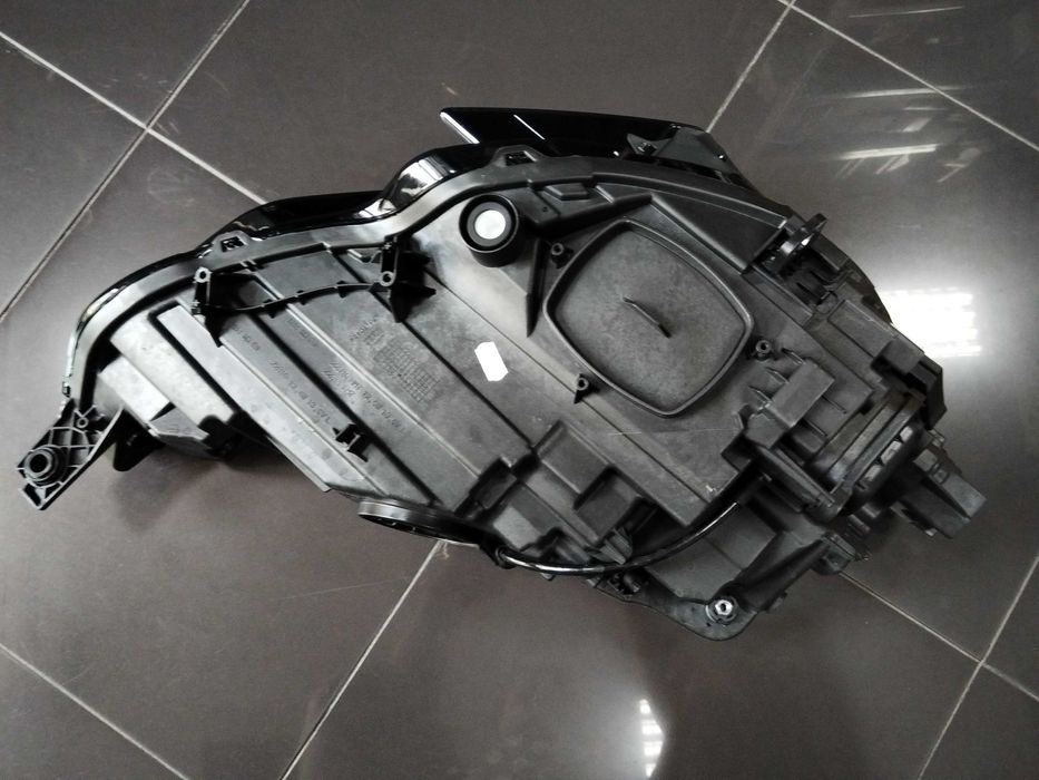 НОВ Ляв Фар Комплект LED Audi A3 S3 8Y 2020- 8Y0941011