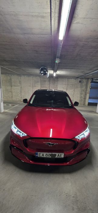 Ford Mustang Mach e, PREMIUM +,92kw 4x4
