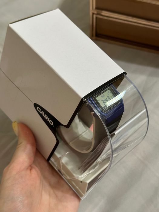 Наручные часы Casio