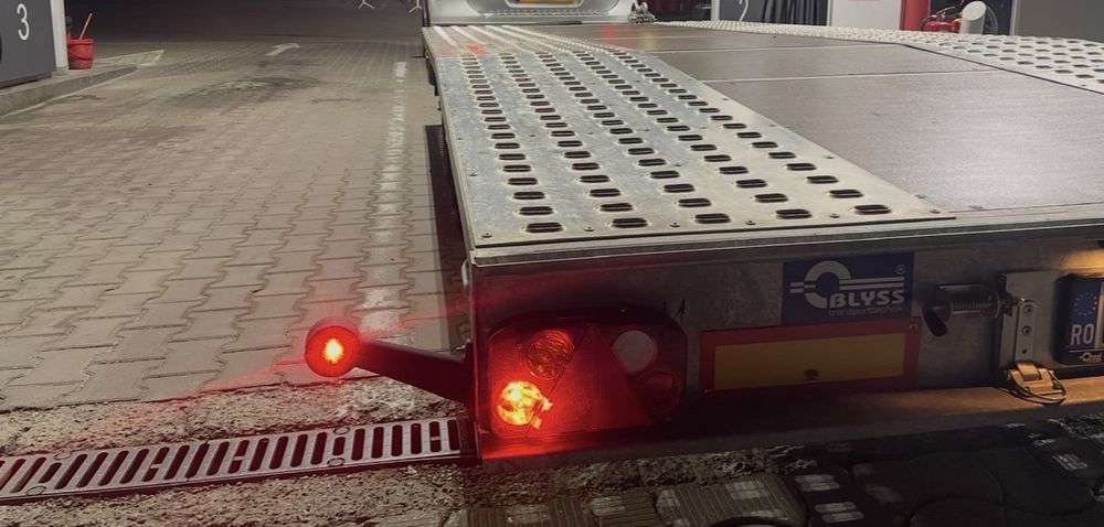 Platforma Auto 2.7t , Blyss 4.5 m - An 2025 / proprietar