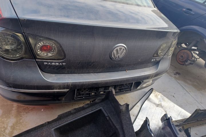 Rezervor combustibil 3C0201021GR Volkswagen VW Passat B6