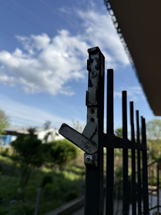 Vand grilaje din fier forjat pentru usi
