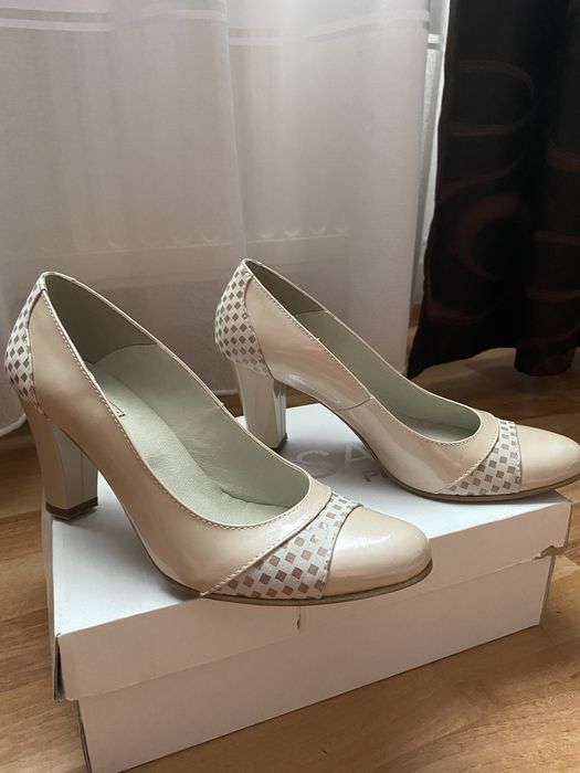 Pantofi office crem
