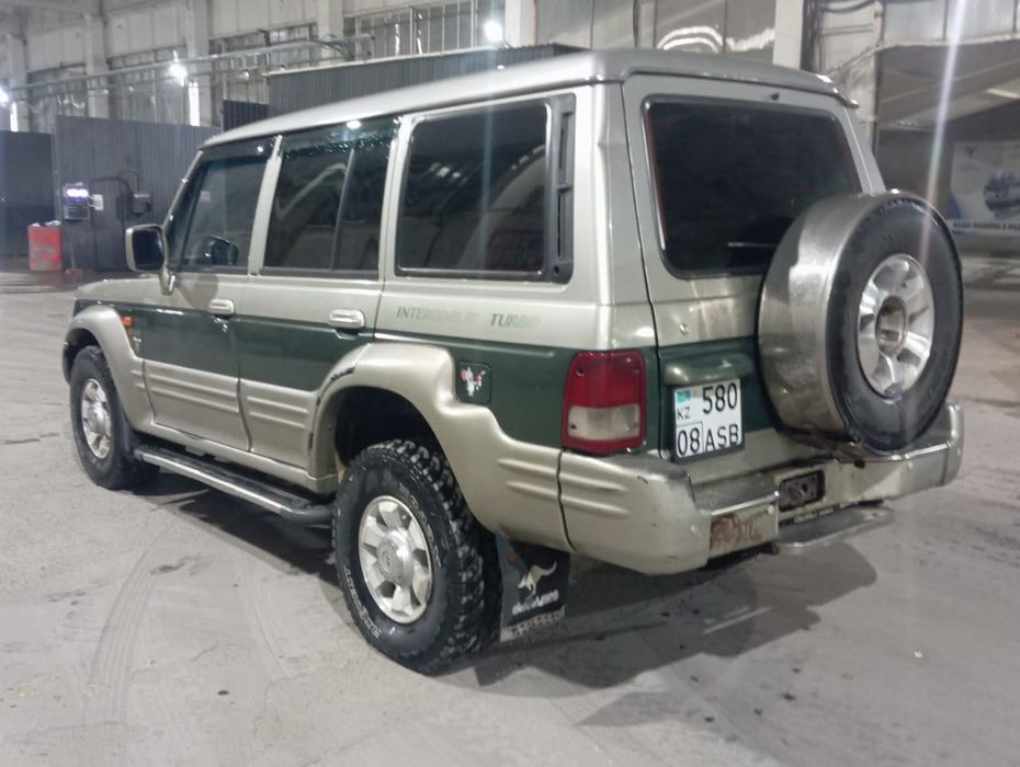 Hyundai Galloper