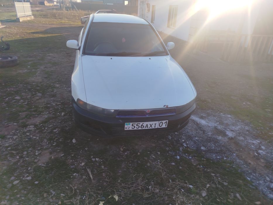 Митсубиси галант 8