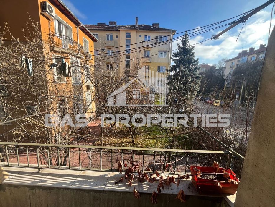 Продава се Тристаен апартамент в София, Яворов - 123 кв.м за 1617 €/кв.м - Снимка #2