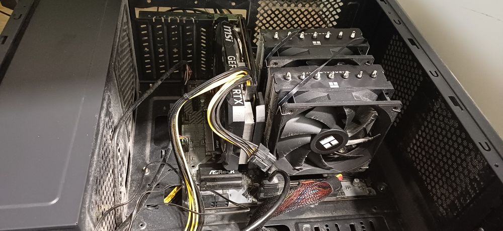 Продавам: AMD Ryzen 9 7950X3D – Топ процесор за гейминг и работа!