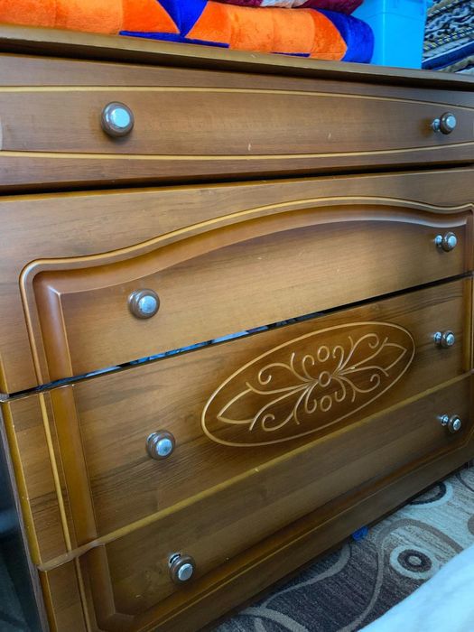 Спальный гарнитур