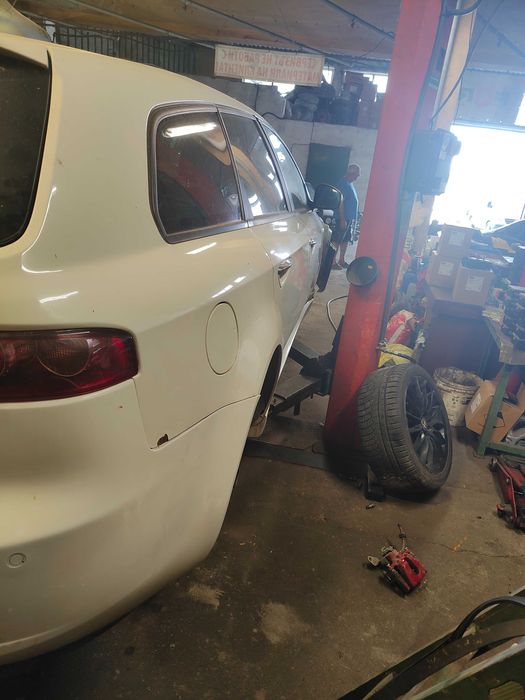 Alfa Romeo 159 на части