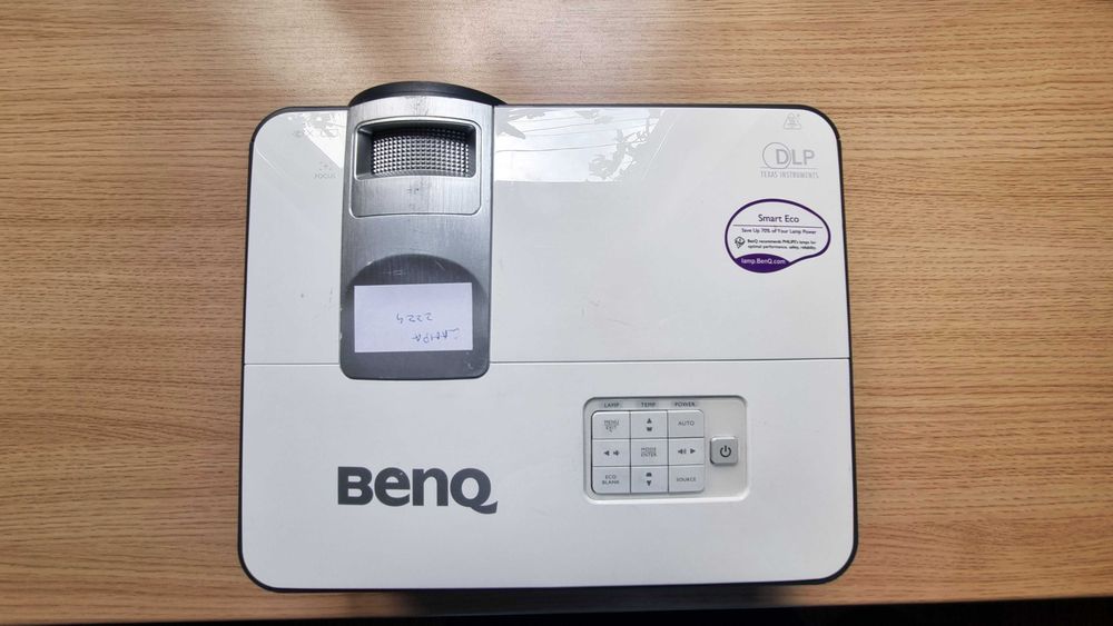 Videoproiector BenQ MX816ST -3D/HDMI/Contrast 13000:1/3000 ANSI Lumeni